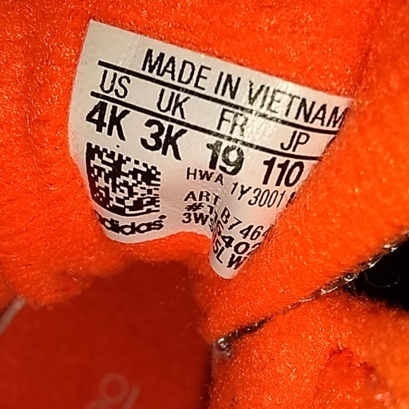 Adidas high top sneakers. - Picture 6 of 8